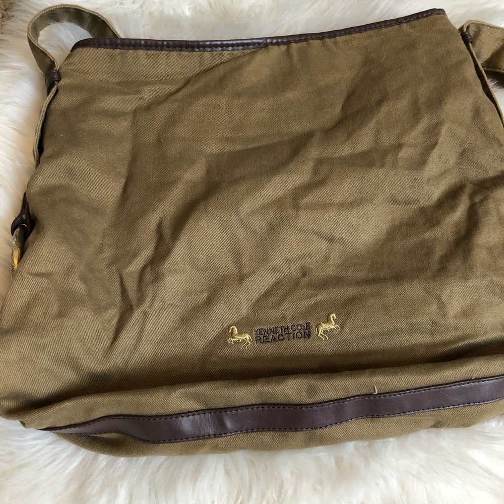 Kenneth Cole Tote with Anchor ⚓️ Design - Picture 7 of 12